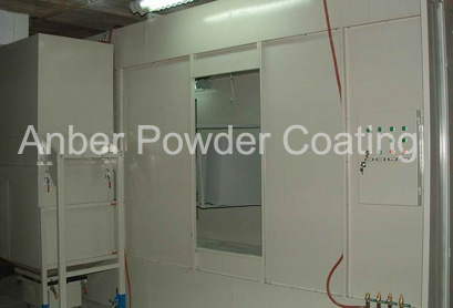 Opening for manual spray gun